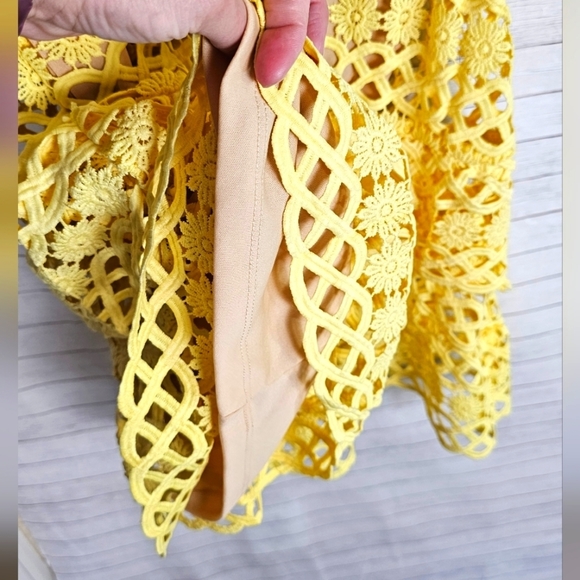 LULU'S Beauty and Lace Yellow Crochet Lace Mini Dress, sz Small - Picture 11 of 16